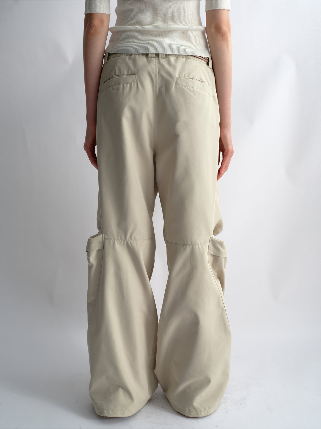 Pleated Cargo Pants - Beige