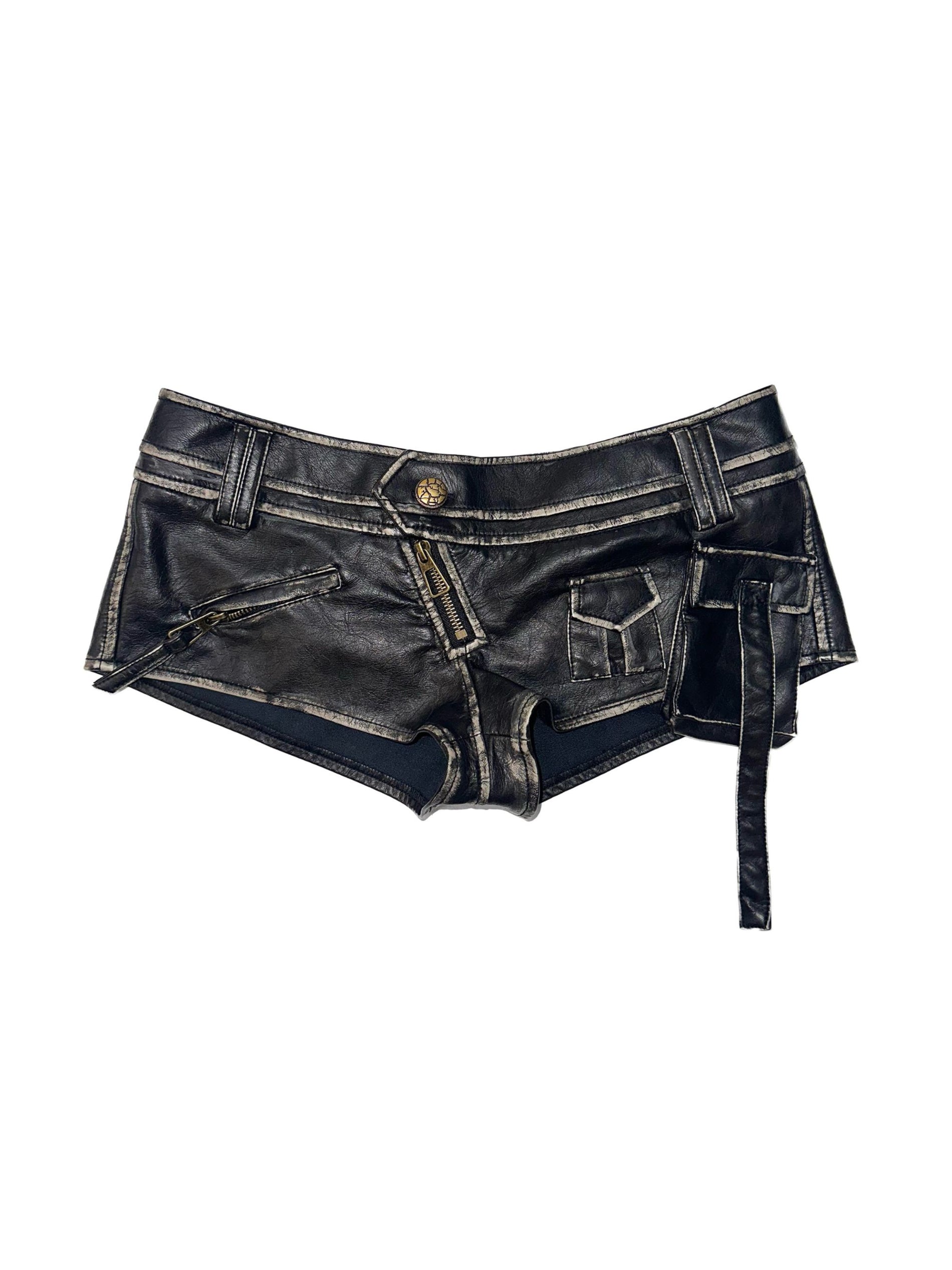 Low Rise Faux Leather Shorts - Black – Yujmiu MASU DIAMOND-CUT