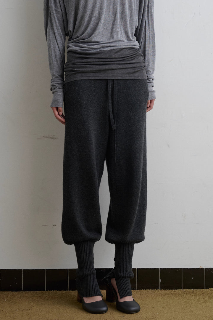 Button Detail Knit Trousers