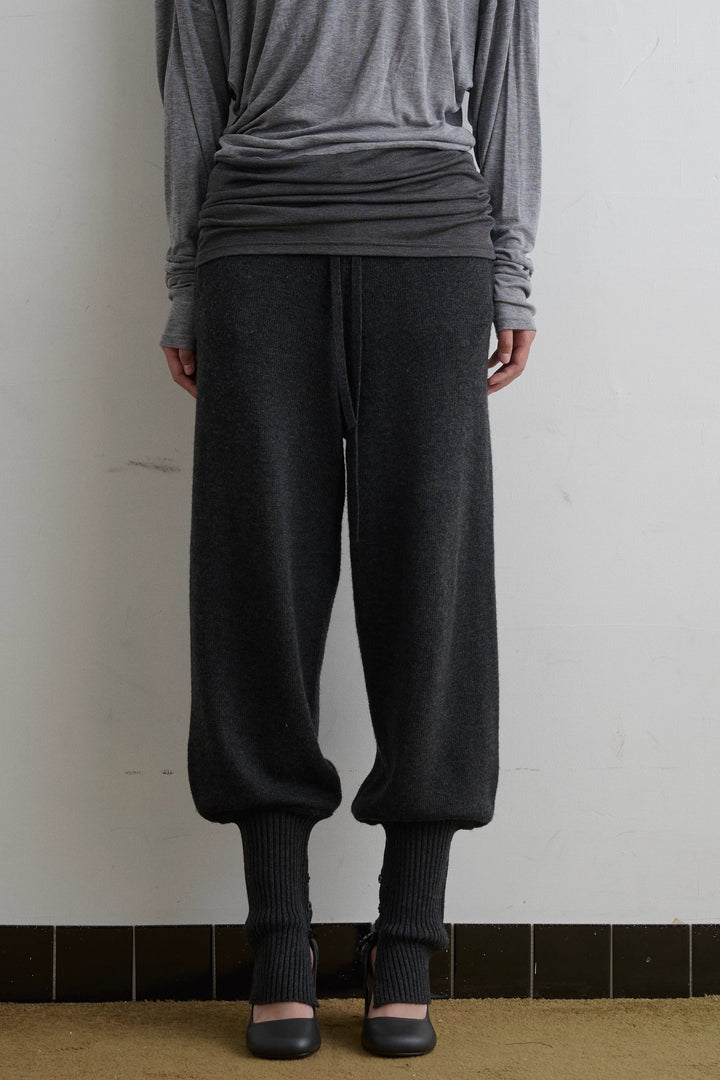 Button Detail Knit Trousers